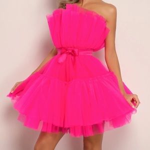 Dupe Kendall Jenner pink tulle dress H&M